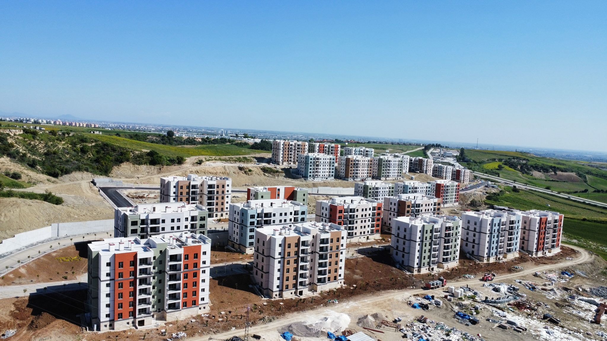 Adana İli, Çukurova İlçesi, Şambayadı Mahallesi 1. Etap 581 Adet Konut İnşaatı ile Altyapı ve Çevre Düzenlemesi İşi